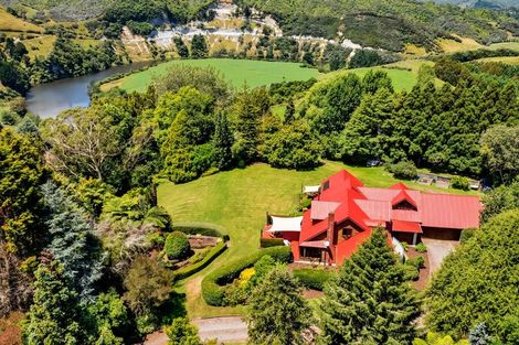 Photo of property in 505 Aorere Road, Ararata, Eltham, 4399