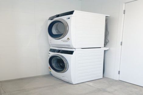 Photo of property in 32 Tai Crescent, Hobsonville, Auckland, 0616