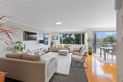 Photo of property in 105 Kowhai Road, Mairangi Bay, Auckland, 0630