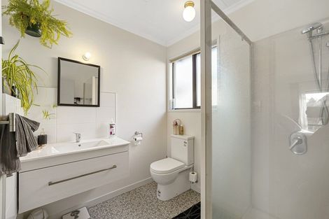 Photo of property in 2 Craig Place, Bridge Hill, Alexandra, 9320