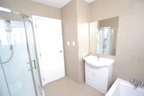 Photo of property in 17 Sabot Place, Massey, Auckland, 0614