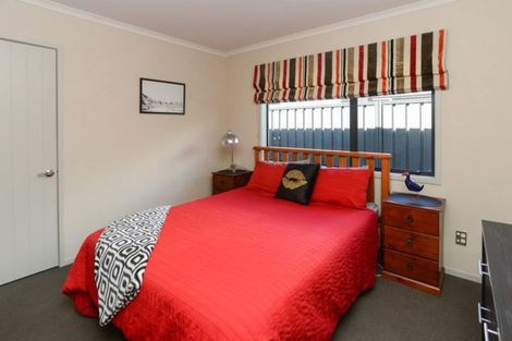 Photo of property in 87 Merlot Drive, Greenmeadows, Napier, 4112