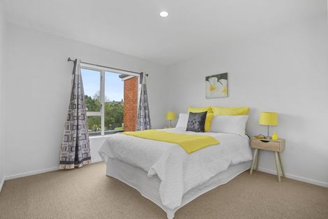 Photo of property in 2/23 Charlenne Close, Ranui, Auckland, 0612