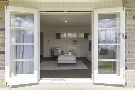 Photo of property in 3 Selwyn Street, Levin, 5510