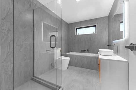 Photo of property in 3 Cyperus Street, Flat Bush, Auckland, 2019