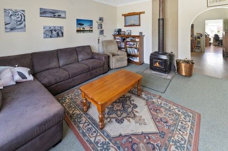 Photo of property in 108 Fairfax Street, Murchison, 7007