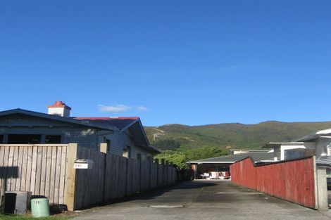 Photo of property in 1/76 Cambridge Terrace, Waterloo, Lower Hutt, 5011