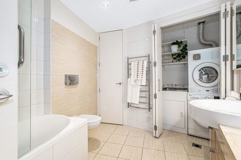 Photo of property in Kate Sheppard Apartments, 5j/42 Molesworth Street, Thorndon, Wellington, 6011