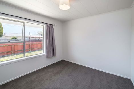 Photo of property in 72 New York Street, Martinborough, 5711
