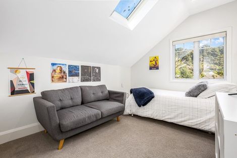 Photo of property in 15 Nikau Street, Eastbourne, Lower Hutt, 5013