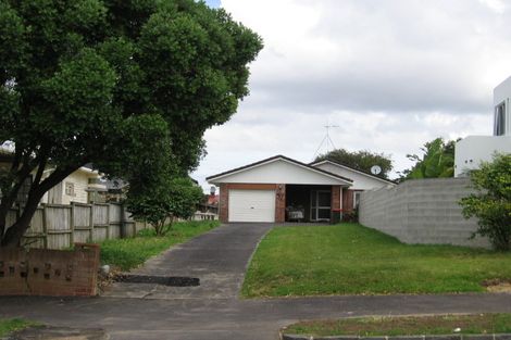 Photo of property in 57 Wainui Avenue, Point Chevalier, Auckland, 1022
