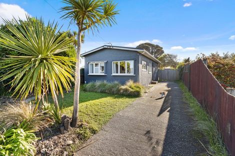 Photo of property in 22 Pacific Road, North New Brighton, Christchurch, 8083