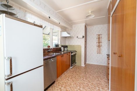 Photo of property in 32 Rainbow Drive, Rainbow Point, Taupo, 3330