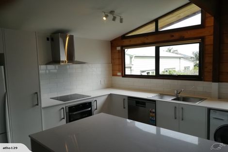Photo of property in 5 Aramoana Avenue, Devonport, Auckland, 0624