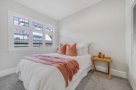 Photo of property in 167 Centaurus Road, Saint Martins, Christchurch, 8022
