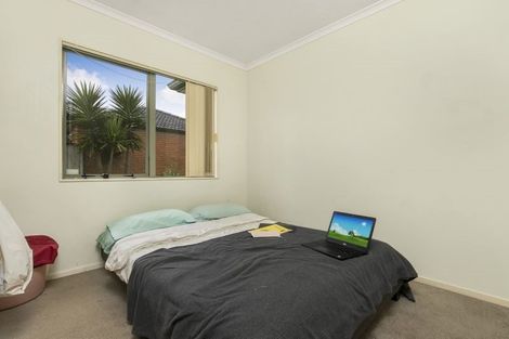 Photo of property in 19 Ashmere Lane, Weymouth, Auckland, 2103