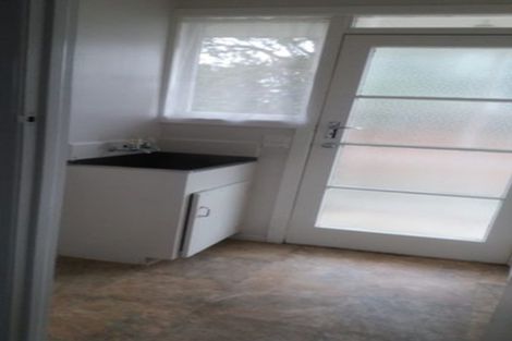 Photo of property in 2/5 Amandale Avenue, Mount Albert, Auckland, 1025