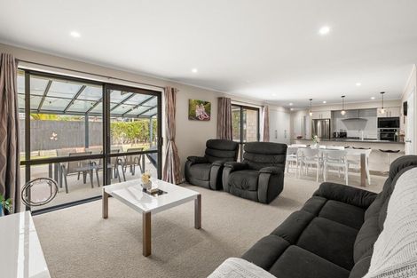 Photo of property in 3 Lakeside Terrace, Omokoroa, 3114