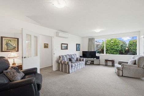 Photo of property in 8 Kennedys Bush Road, Halswell, Christchurch, 8025