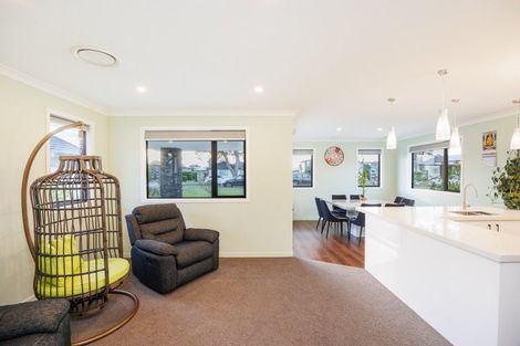Photo of property in 7 Grand Oaks Drive, Awapuni, Palmerston North, 4412