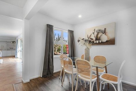 Photo of property in 53 Westburn Terrace, Burnside, Christchurch, 8041