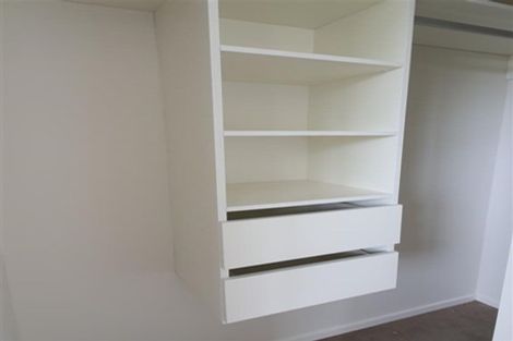 Photo of property in 38b West Harbour Drive, West Harbour, Auckland, 0618