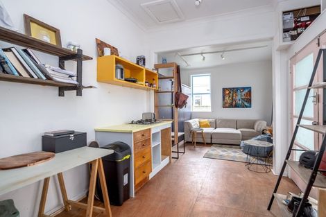 Photo of property in 36 Jellicoe Street, Martinborough, 5711