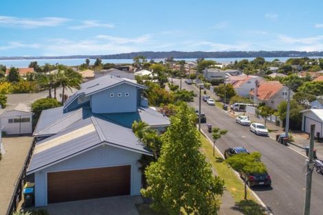 Photo of property in 11 Sunny Brae Crescent, Westmere, Auckland, 1022