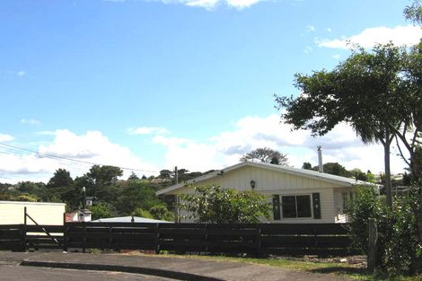 Photo of property in 9 Woolley Avenue, New Lynn, Auckland, 0600