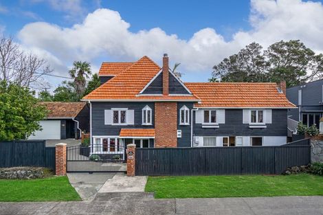 Photo of property in 1/38a Norwood Road, Bayswater, Auckland, 0622