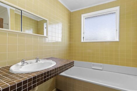 Photo of property in 65 Pasadena Crescent, Totara Park, Upper Hutt, 5018