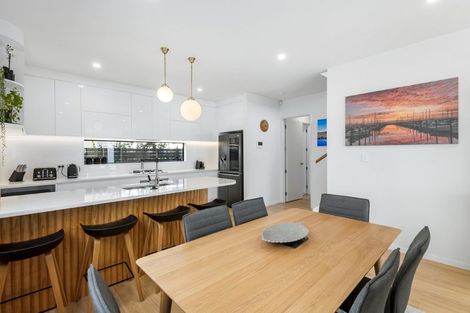 Photo of property in 3 Lemon Grove Lane, Greenhithe, Auckland, 0632