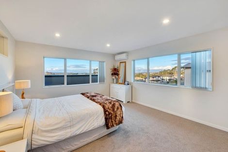 Photo of property in 92 Babich Road North, Ranui, Auckland, 0612