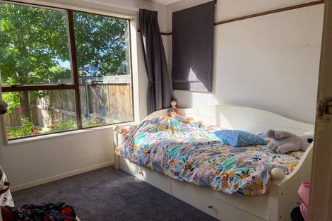 Photo of property in 14 Mckellar Place, Hornby, Christchurch, 8042