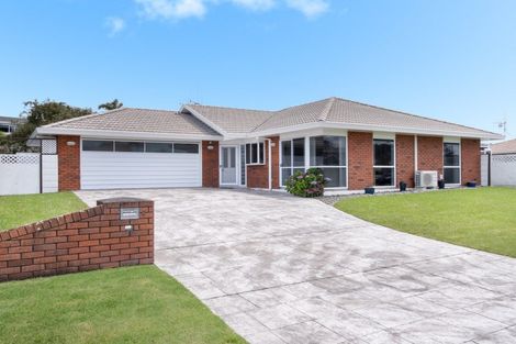 Photo of property in 6 Laburnum Glen, Mount Maunganui, 3116