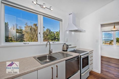 Photo of property in 42 Memorial Drive, Parahaki, Whangarei, 0112