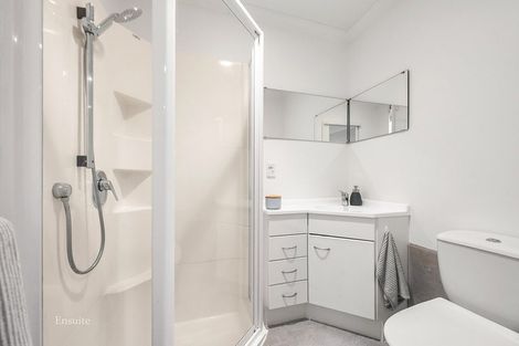 Photo of property in 3 Roseveare Grove, Te Marua, Upper Hutt, 5018