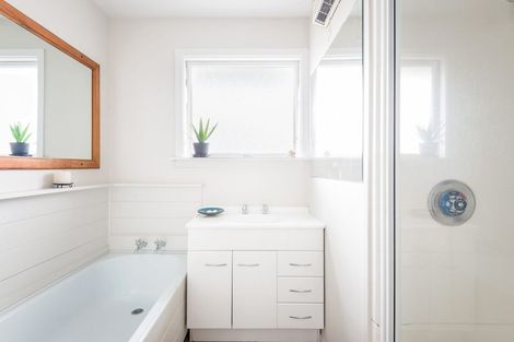 Photo of property in 161 Halswell Junction Road, Halswell, Christchurch, 8025