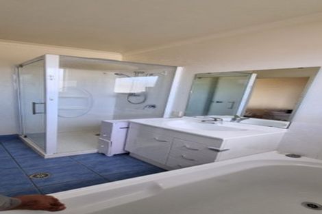 Photo of property in 25b Gardner Avenue, New Lynn, Auckland, 0600