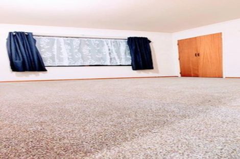 Photo of property in 41 Miltonia Avenue, Te Atatu South, Auckland, 0610