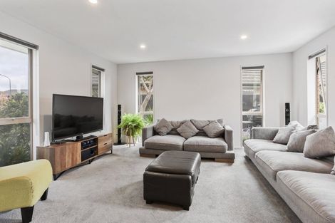 Photo of property in 7 Ambrose Place, Rangiora, 7400