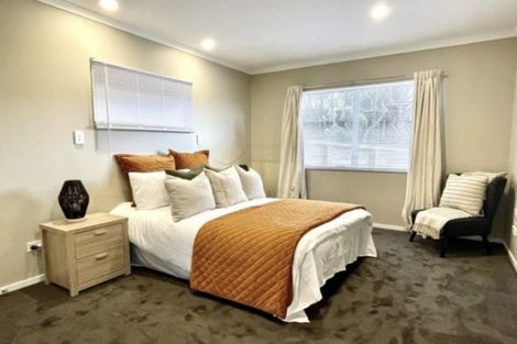 Photo of property in 2 Catlins Glen, Aotea, Porirua, 5024