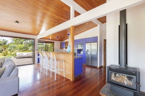 Photo of property in 102a Omaha Flats Road, Tawharanui Peninsula, Warkworth, 0986