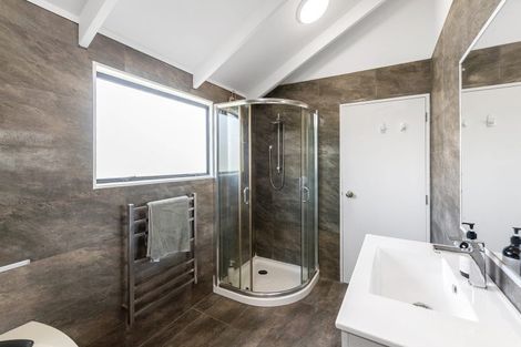 Photo of property in 61a Jaemont Avenue, Te Atatu South, Auckland, 0610