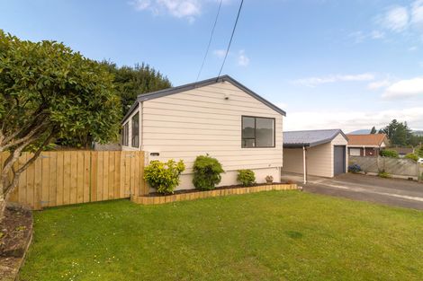 Photo of property in 468 Pukehangi Road, Pomare, Rotorua, 3015