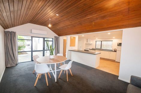 Photo of property in 8a Union Street West, North Dunedin, Dunedin, 9016