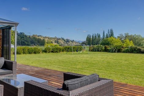Photo of property in 50 Pukeora Scenic Road, Waipukurau, 4281