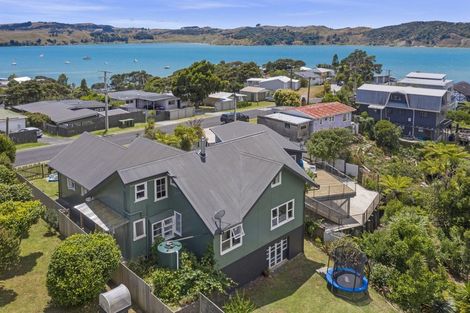 Photo of property in 13 Bay View Road, Raglan, 3225