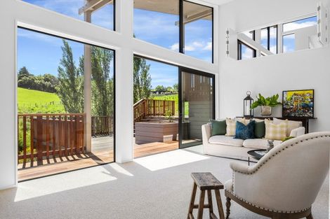 Photo of property in 6 Kapuka Lane, Kennedys Bush, Christchurch, 8025