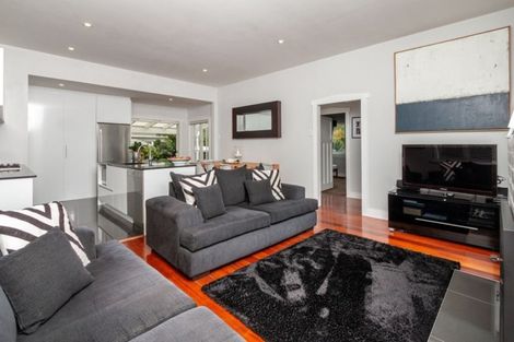 Photo of property in 1012 Great North Road, Point Chevalier, Auckland, 1022